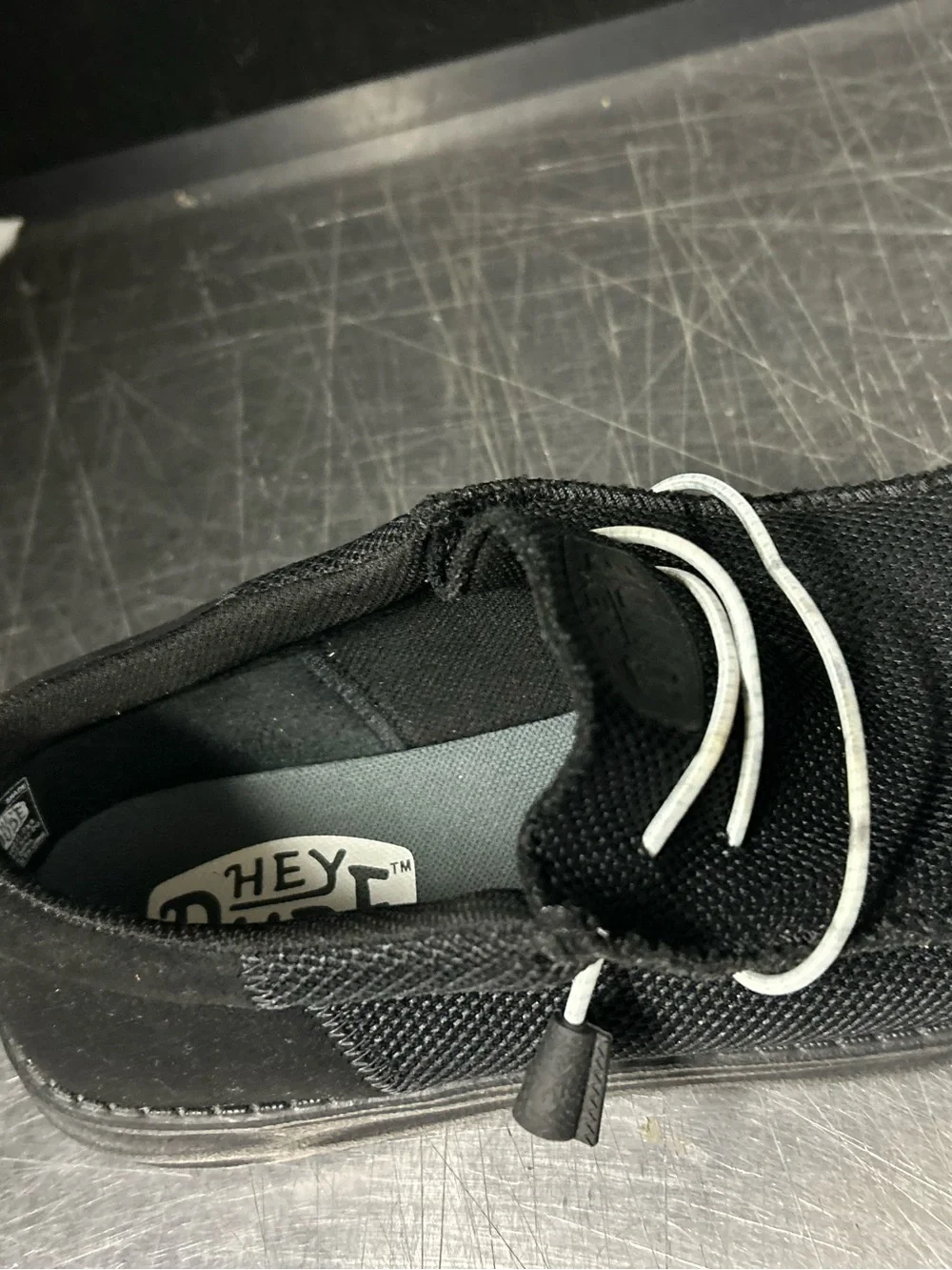 Hey Dude Size 9 Men
